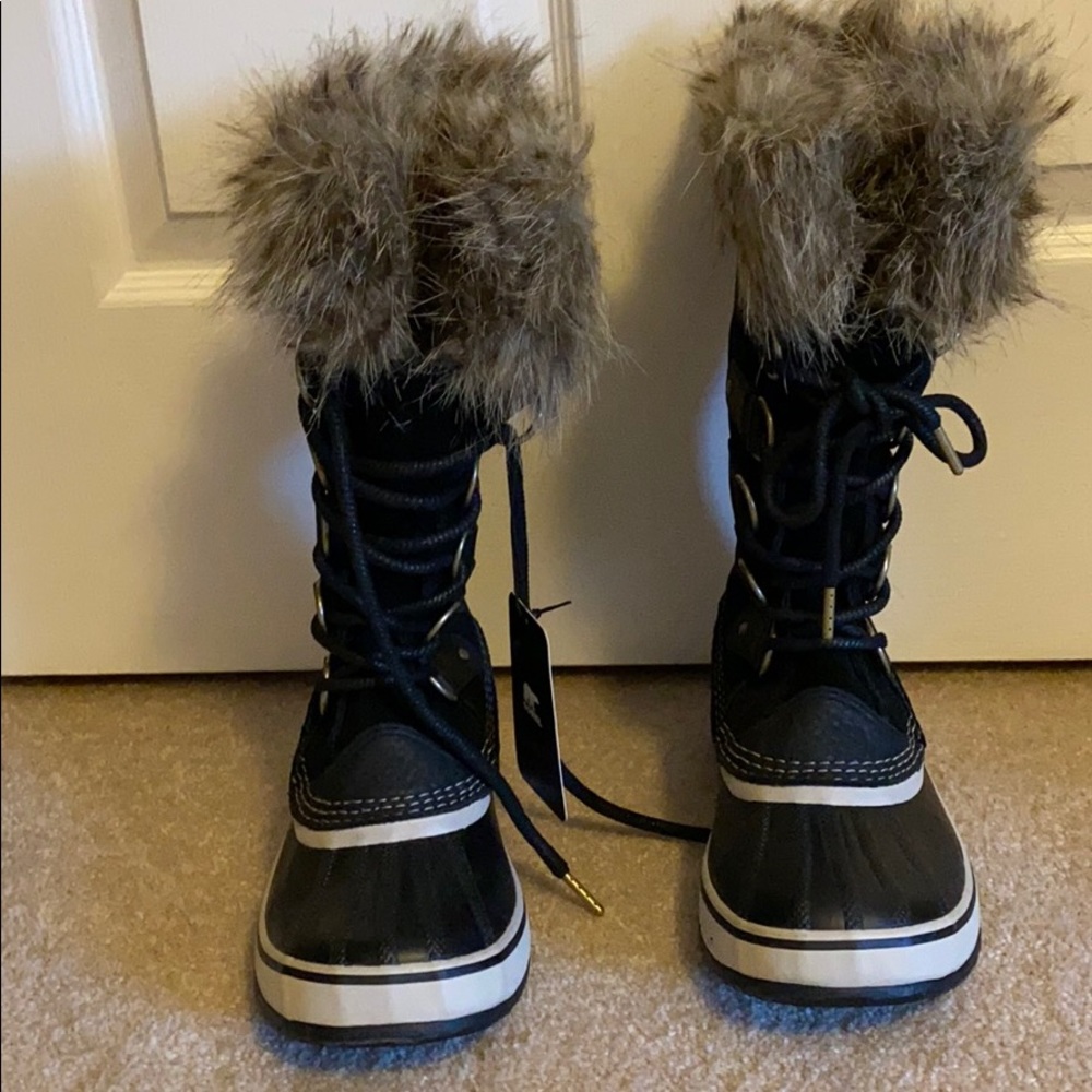 Sorel waterproof winter snow or rain boots